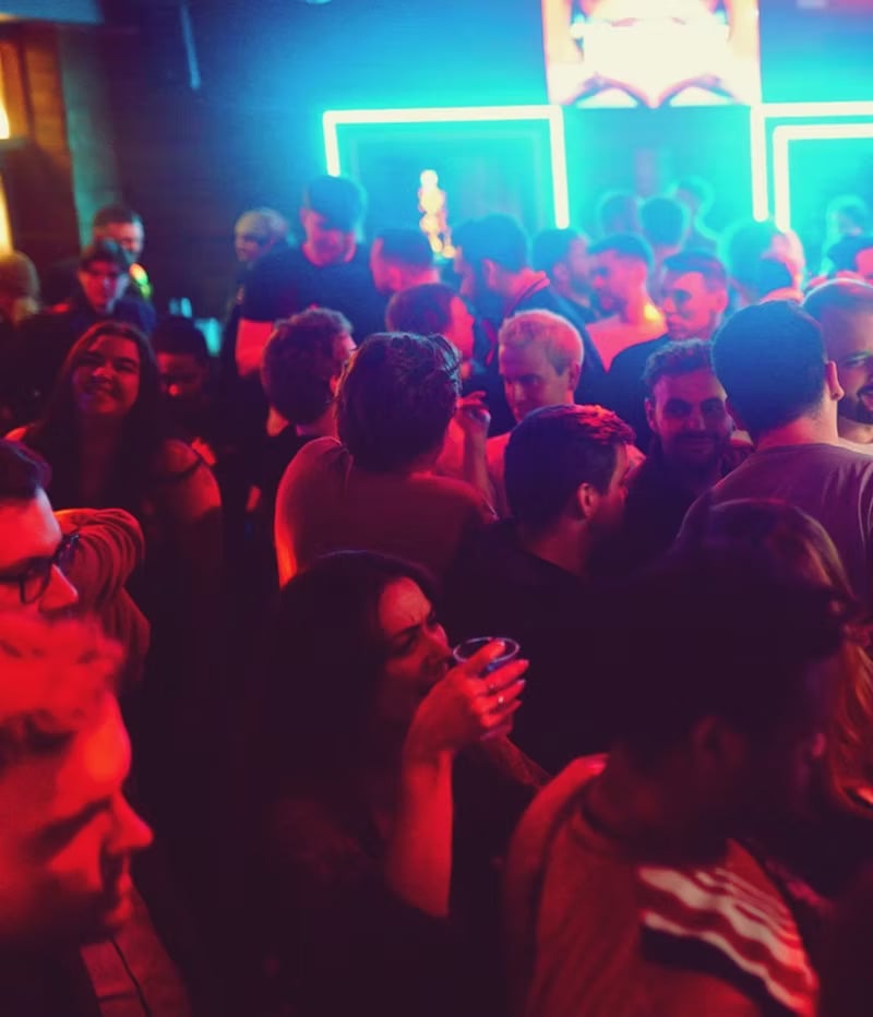 The Kings Cardiff gay bar & dance club main The Kings